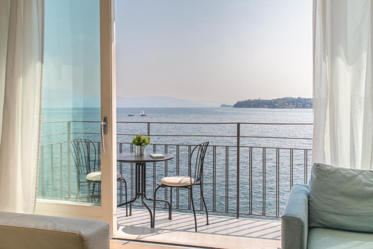 סאלו Luxury Lake View Apartments מראה חיצוני תמונה