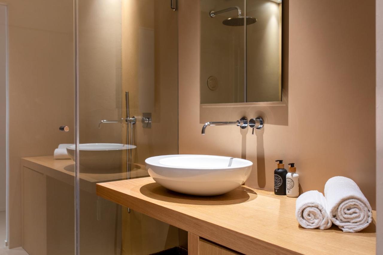 סאלו Luxury Lake View Apartments מראה חיצוני תמונה