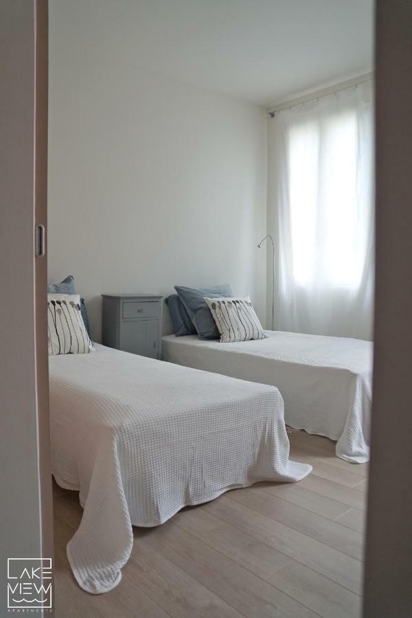 סאלו Luxury Lake View Apartments מראה חיצוני תמונה